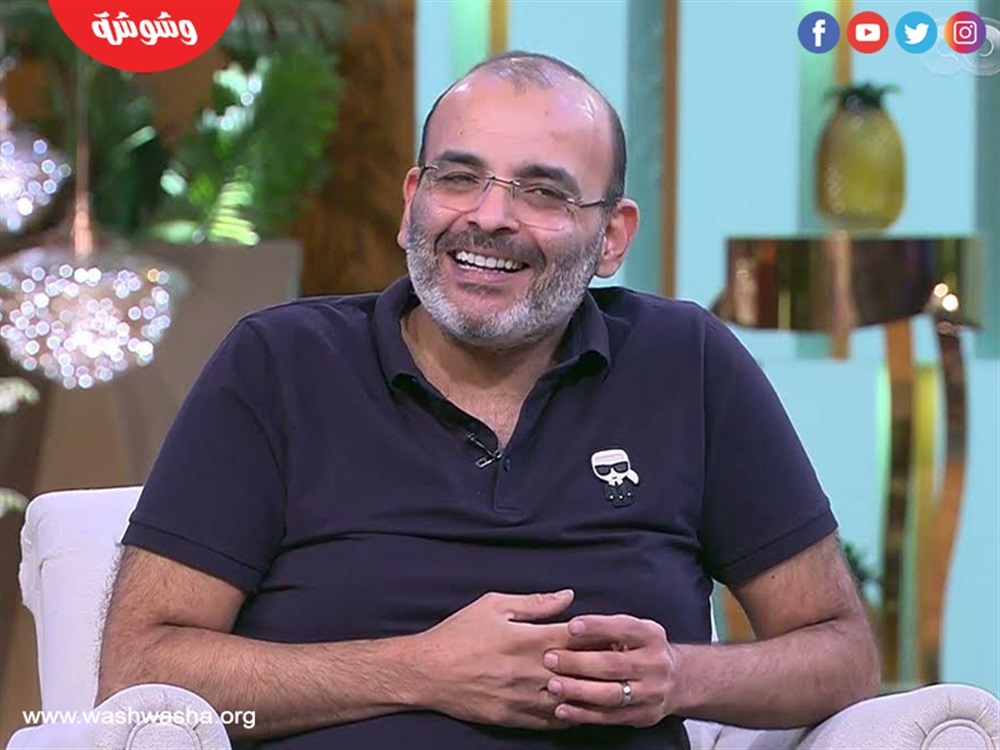 أيمن بهجت قمر