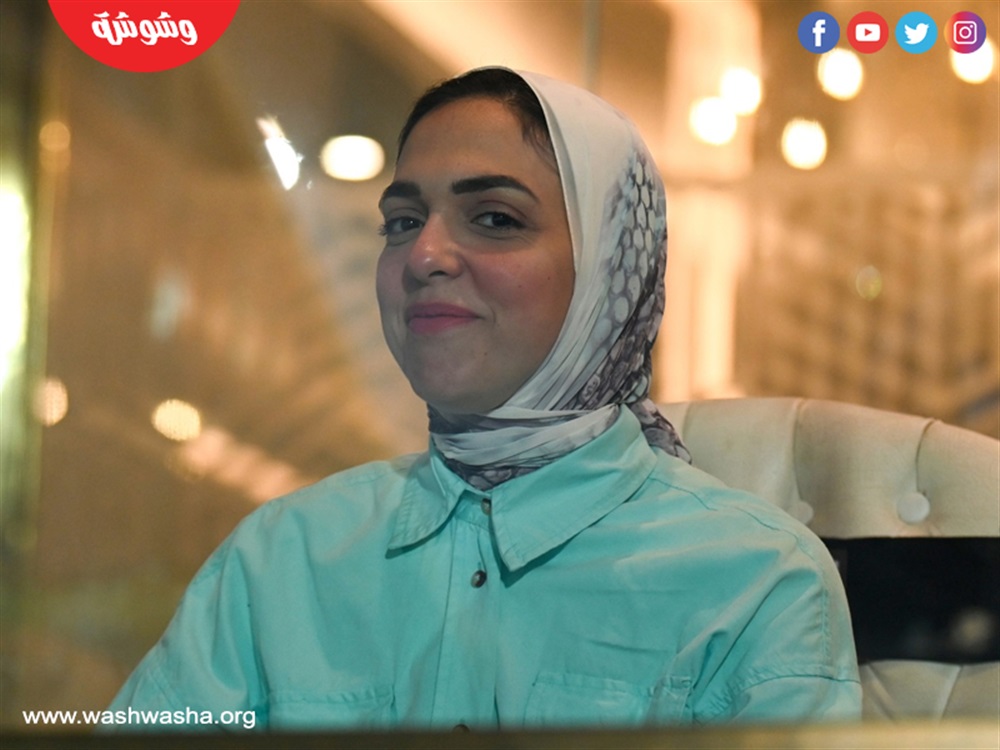 نيرة الأحمر